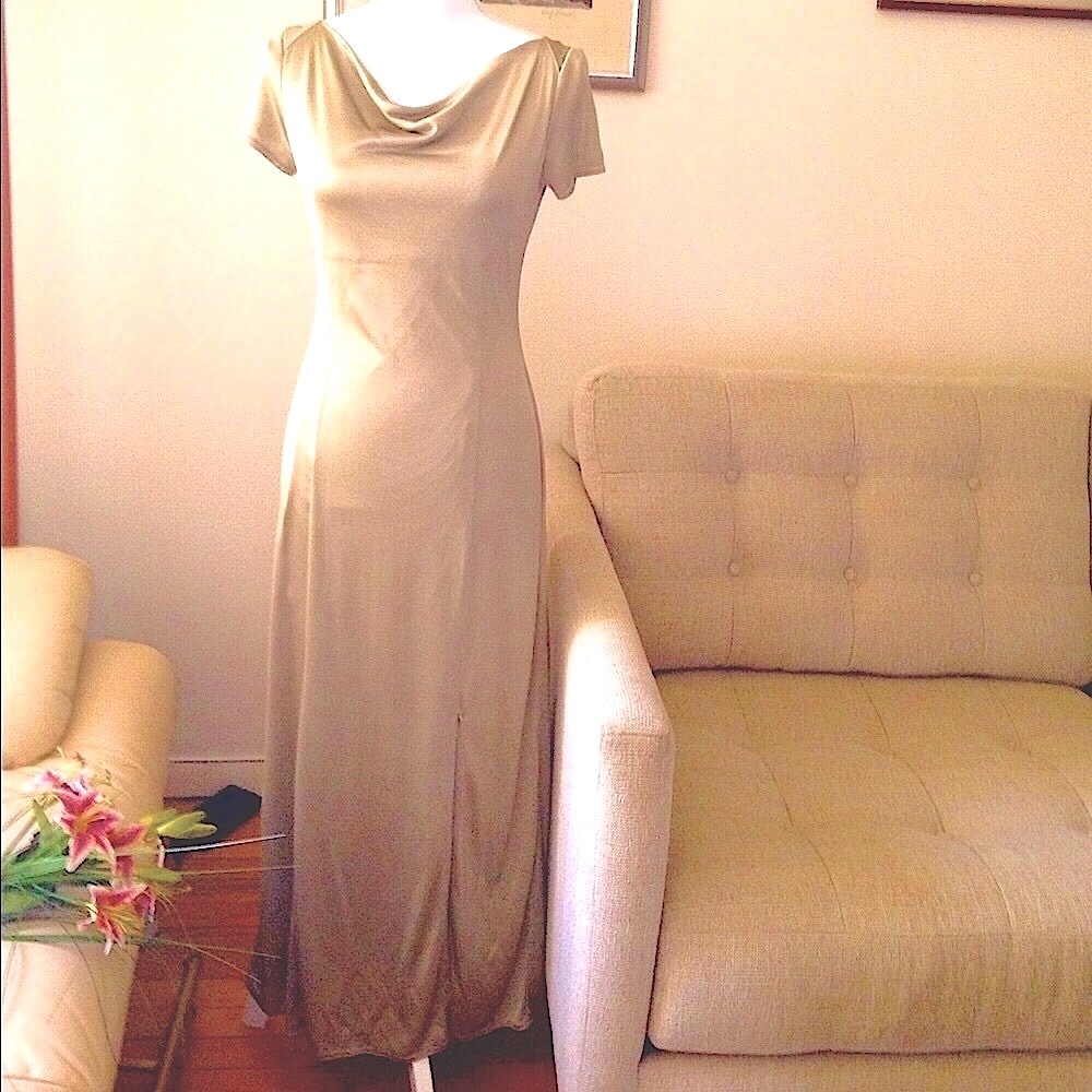 MONDI subtle elegance slit hem long dress holiday and party formal